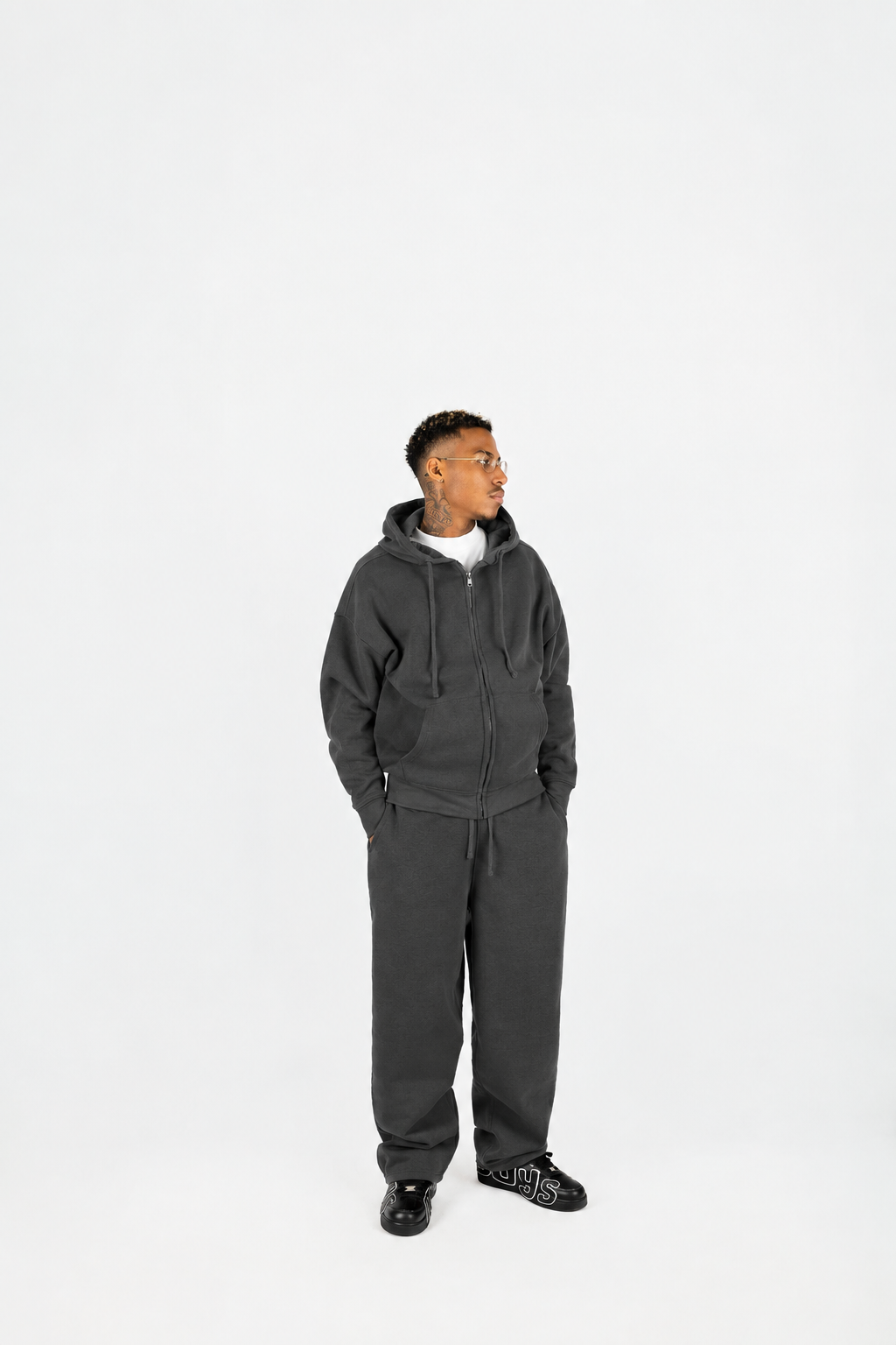 Ultra Relaxed Fit Fleece Sweatpants